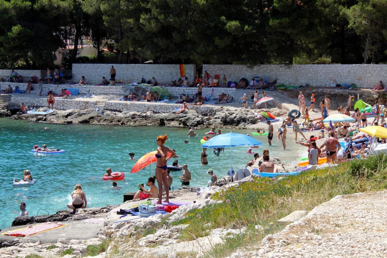 Apartments By The Sea Rastici, Ciovo - 11723 Trogir Exterior foto
