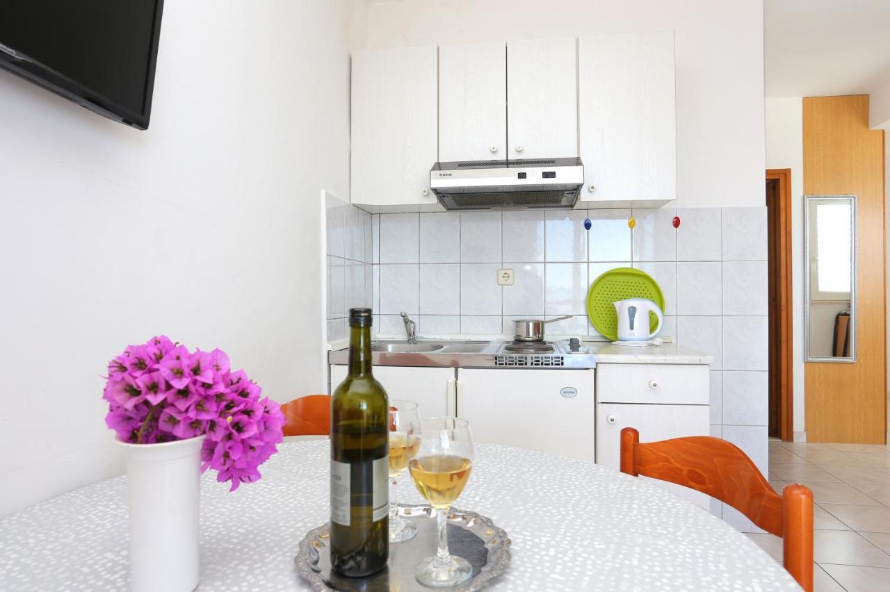 Apartments By The Sea Rastici, Ciovo - 11723 Trogir Exterior foto