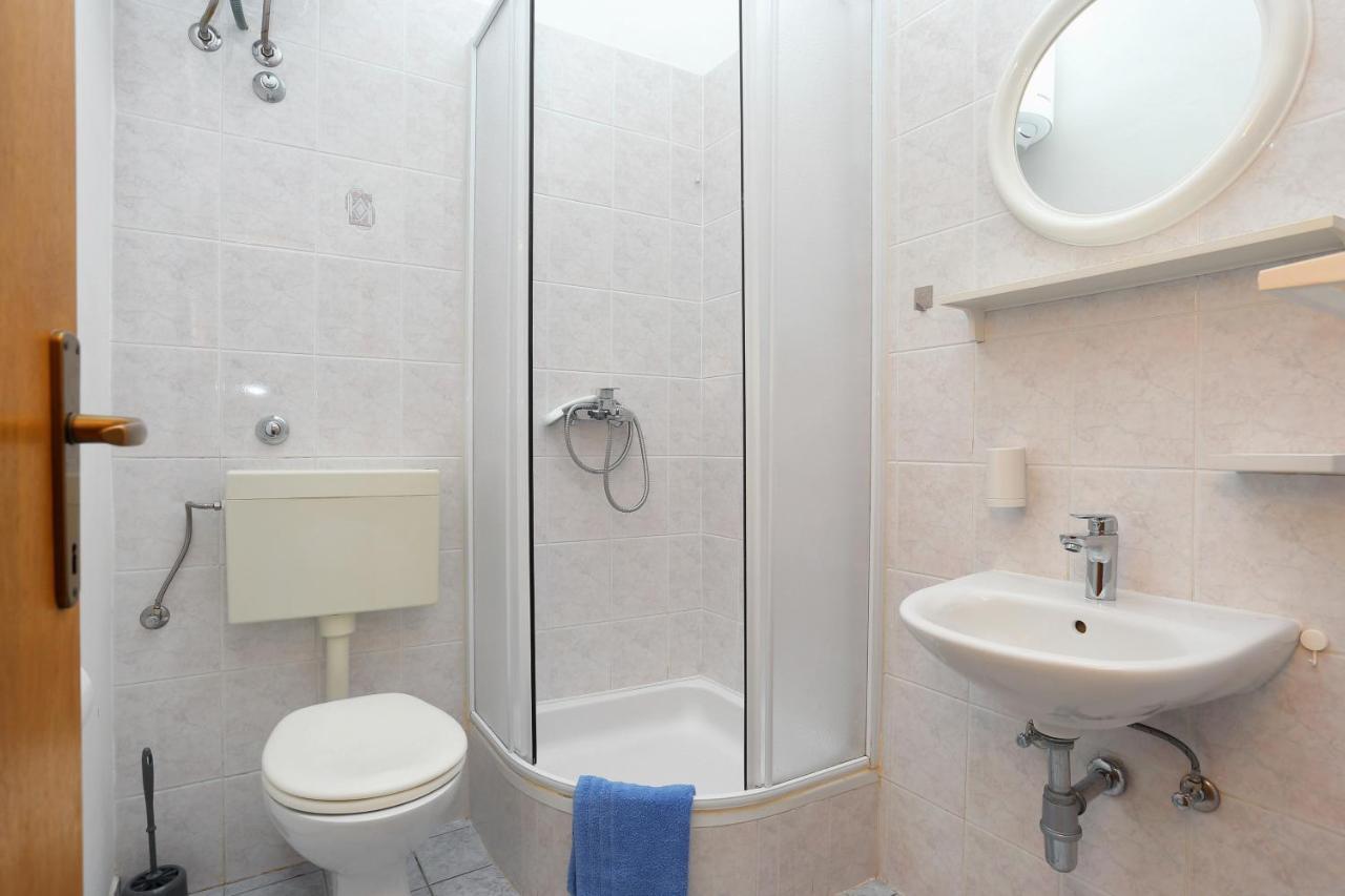 Apartments By The Sea Rastici, Ciovo - 11723 Trogir Exterior foto